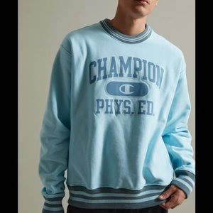 UO Champion Team Reverse Weave Crew Neck Sweatshirt Pale Blue Size Medium